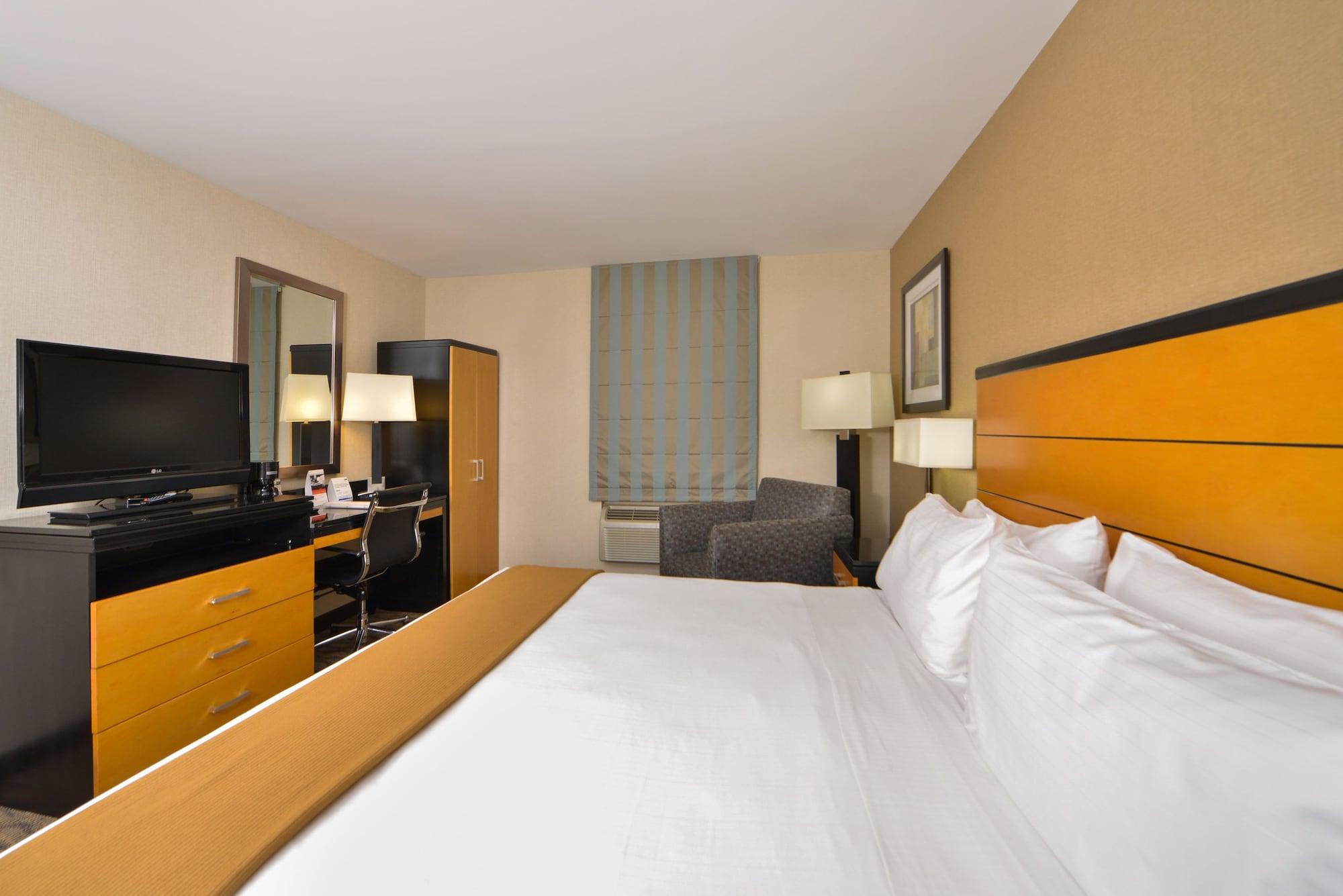 Holiday Inn Express Kennedy Airport, An Ihg Hotel Nova Iorque Exterior foto