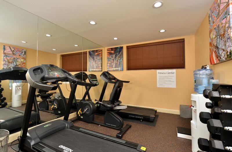 Holiday Inn Express Kennedy Airport, An Ihg Hotel Nova Iorque Exterior foto