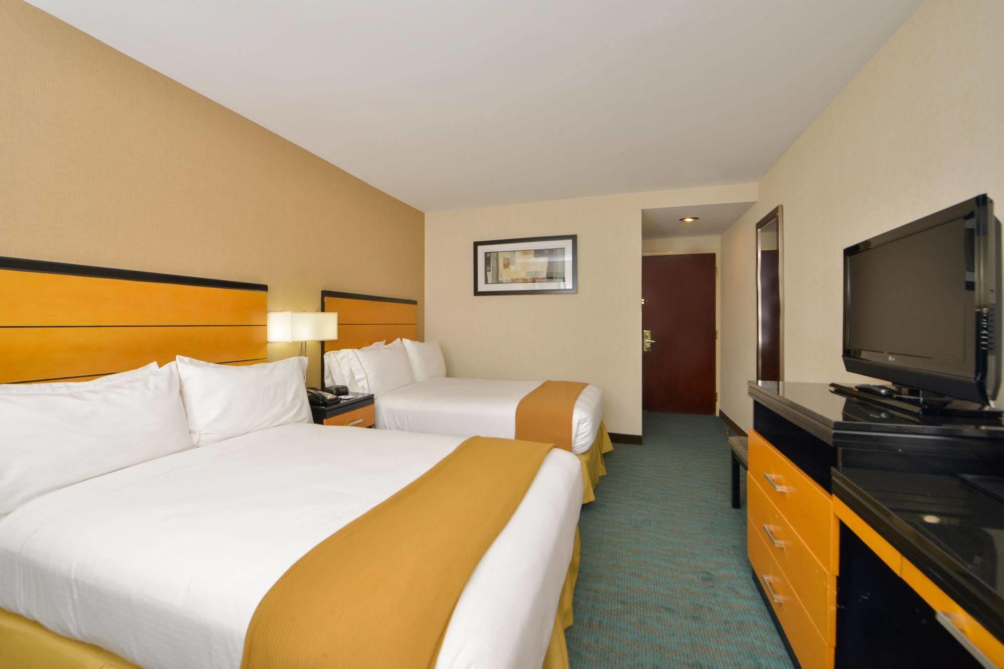 Holiday Inn Express Kennedy Airport, An Ihg Hotel Nova Iorque Exterior foto