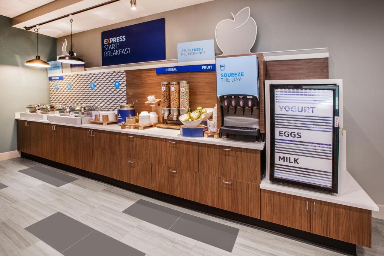 Holiday Inn Express Kennedy Airport, An Ihg Hotel Nova Iorque Exterior foto